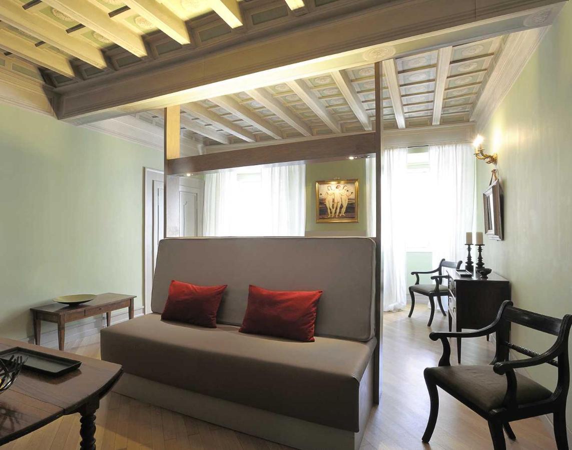 Raffaello Charmsuite Roma Esterno foto