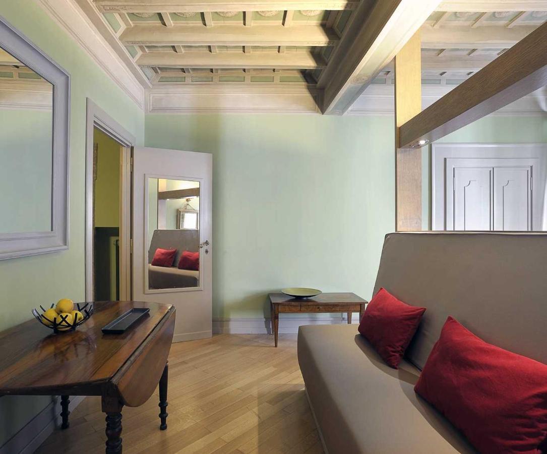Raffaello Charmsuite Roma Esterno foto